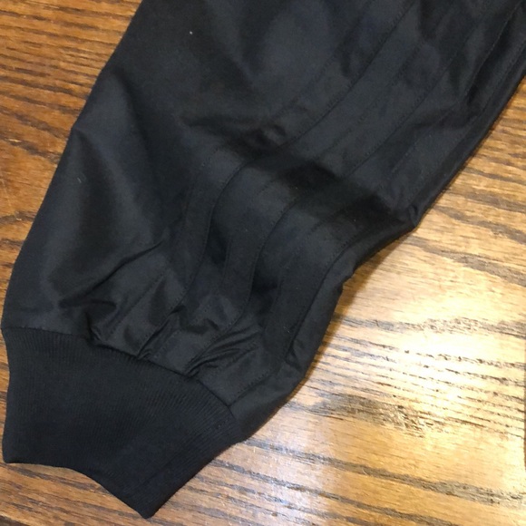 NWT Adidas Dame 8 Fnd Crew - Picture 5 of 14